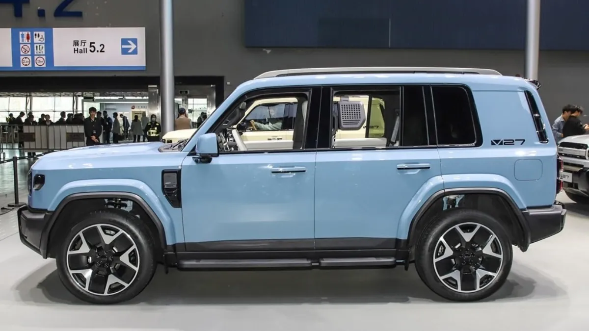 V27 RHD Jadi Bintang iCAR di Ajang Beijing Auto Show 2026